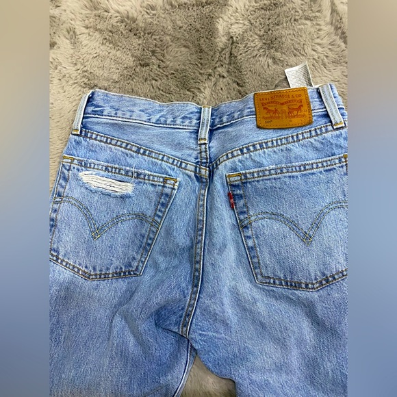 Vintage Style Levi’s 501 - Picture 6 of 13